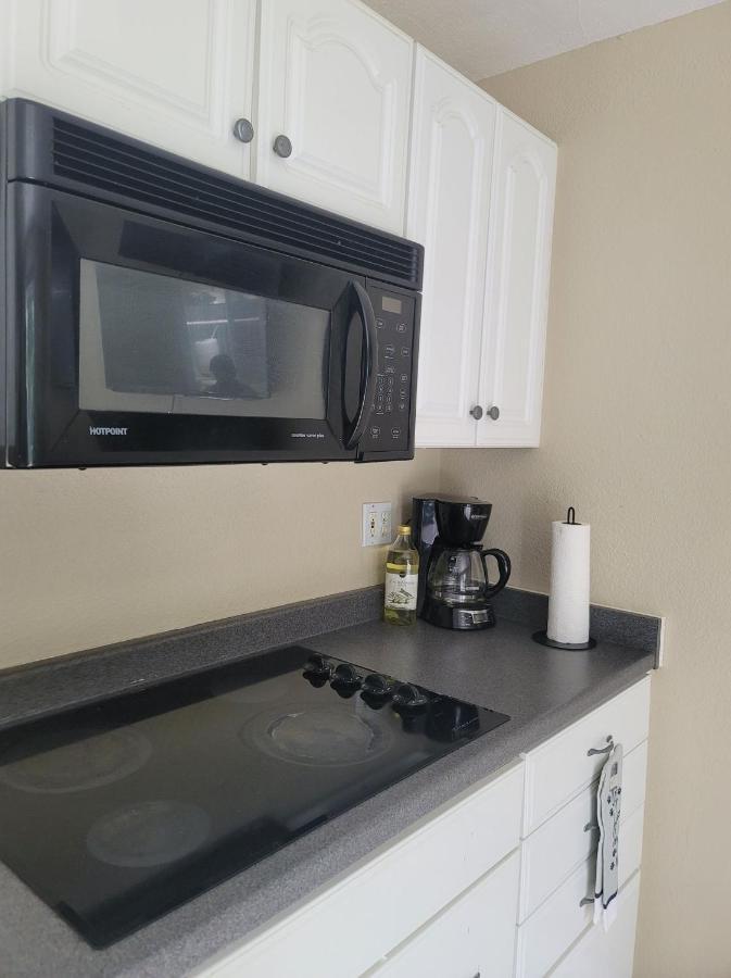 Entire Guesthouse 5 Mins To Siesta Key & Downtown ساراسوتا المظهر الخارجي الصورة