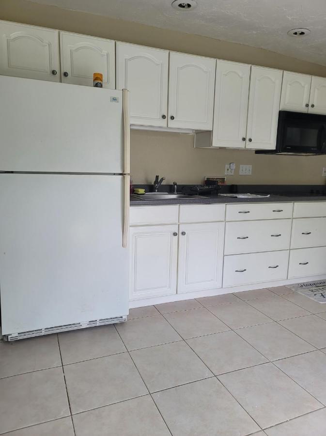 Entire Guesthouse 5 Mins To Siesta Key & Downtown ساراسوتا المظهر الخارجي الصورة
